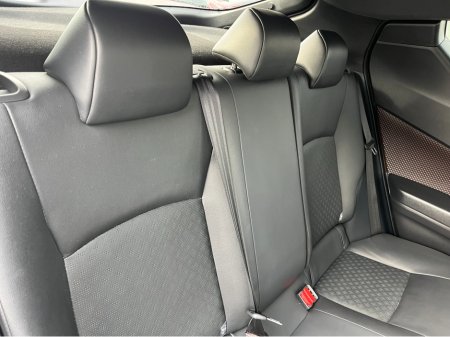 2019 Toyota C-HR 1.8 HYBRID AUTO LOW KM HIGH SPEC €20,950 thumbnail