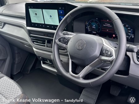 2025 Volkswagen Transporter - thumbnail 2