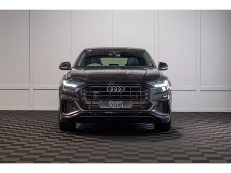 2023 Audi Q8 3.0TFSI e 55 S Line €74,950