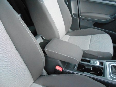 2016 Volkswagen Golf - thumbnail 7