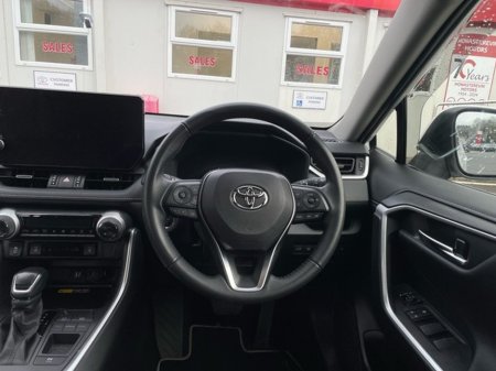 2024 Toyota Rav4 RAV4 HYBRID SOL €44,444 thumbnail