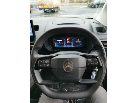 2024 Citroen Berlingo LX PLUS BLUEHDI 100 M thumbnail