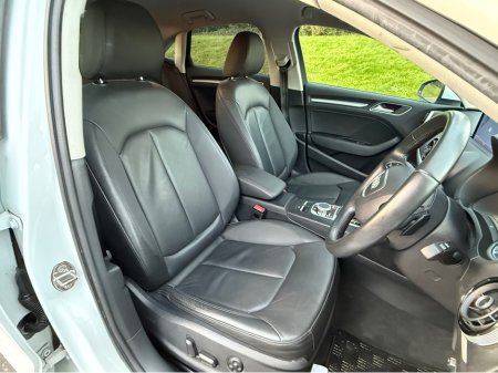 2016 Audi A3 Saloon - thumbnail 11