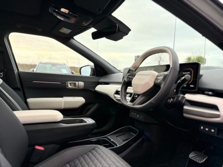 2025 Kia EV4 Fastback GT Line (612km Range) (Finance available at 3.9% apr) €48,995 thumbnail