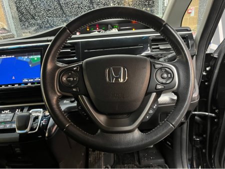 2018 Honda Stepwagon €24950 2018 HONDA STEPWAGON SPADA G HYBRID SENSING 7 SEATS 2.0 AUTOMATIC / CRUISE CONTROL / REVERSE CAMERA / ELECTRIC DOORS €24,950 thumbnail