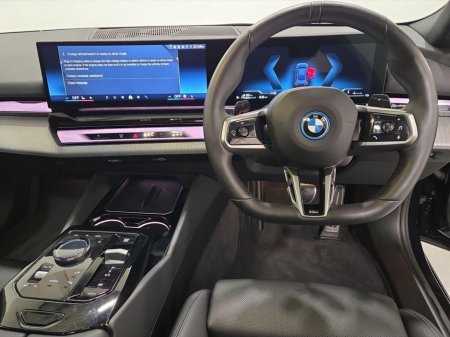 2025 BMW 5 Series 530e M Sport Touring €65,950 thumbnail