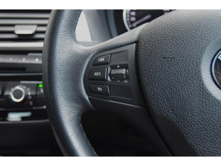 2019 BMW 1 Series 116d SE, Leather Interior, Heated seats thumbnail