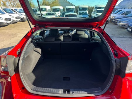 2020 Toyota Prius - thumbnail 12