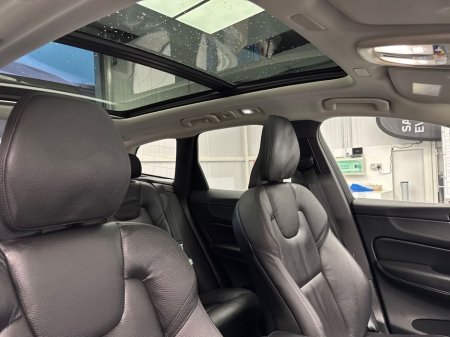 2023 Volvo XC60 - thumbnail 21