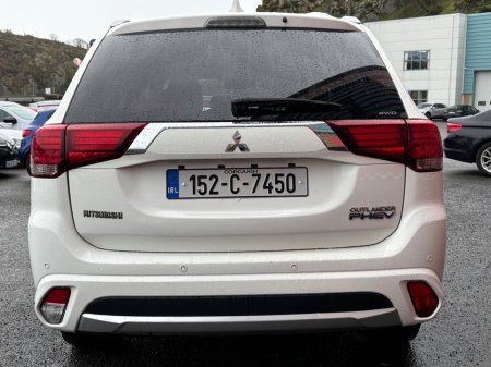 2015 Mitsubishi Outlander PHEV Intense+ €10,950 thumbnail