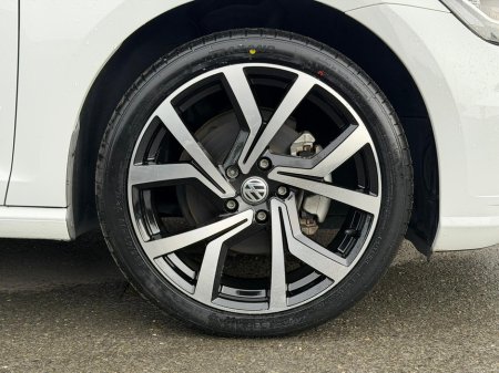 2018 Volkswagen Golf (182) 1.2 TSI COMFORTLINE TECH EDITION €21,450 thumbnail