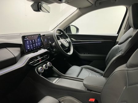 2025 Skoda Kodiaq Selection+ DSG 2.0TDI 150BHP - Reversing Camera - Climate Control - Heated Seats - Cruise Control - Keyless Start - Apple CarPlay/Android Auto €56,950