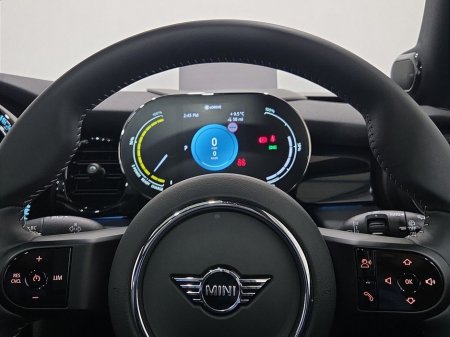 2023 MINI Hatch Electric Level 3 €24,950 thumbnail