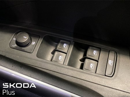 2023 Skoda Fabia Ambition 1.0MPI 65bhp *Sports Pack* €19,450 thumbnail