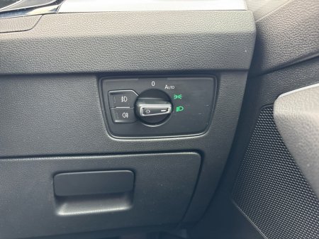 2015 Volkswagen Passat - thumbnail 17