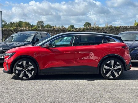 2023 Renault Megane E-Tech EV60 220hp Techno Red / Black thumbnail