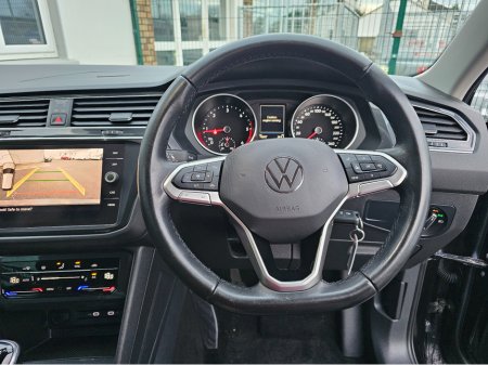 2021 Volkswagen Tiguan DEPOSIT TAKEN €28,950 thumbnail