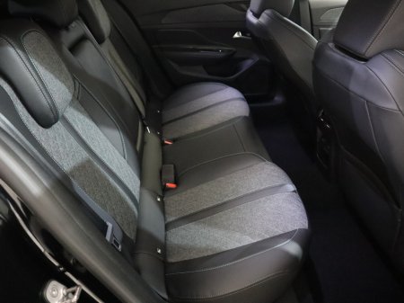 2024 Peugeot 408 *64* ALLURE S/S PHEV AUTO €29,950 thumbnail