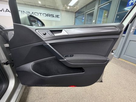 2018 Volkswagen Golf - thumbnail 30