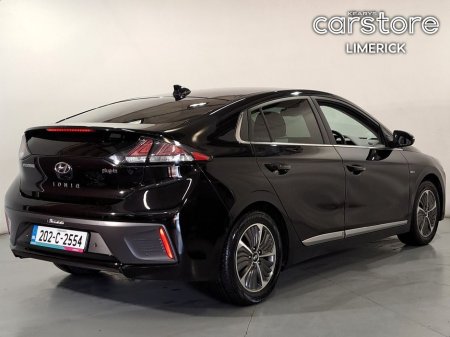 2020 Hyundai Ioniq - view 3