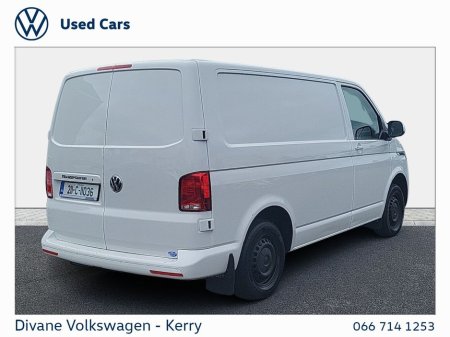 2021 Volkswagen Transporter - thumbnail 15