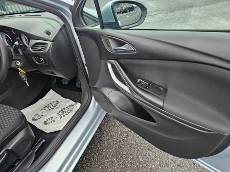 2016 Opel Astra 1.4 PETROL, NEW NCT, SERVICE HISTORY, LOW MILEAGE, FINANCE, WARRANTY, 5 STAR REVIEWS €9,995 thumbnail
