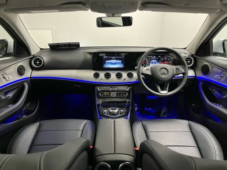 2017 Mercedes-Benz E Class 220d Avantgarde - 17 Inch Alloys - Reversing Camera - Panoramic Sunroof - Ambient Lighting - Sat Nav - Climate Control - Electric Heated Memory Seats - Keyless Start - Auto Lights/Wipers