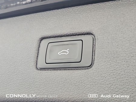 2026 Audi Q7 S-LINE TFSI E-HYBRID QUATTRO €112,950 thumbnail