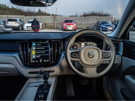 2017 Volvo XC60 172 Volvo XC60 4WD Auto/High spec/1yr warranty €26,888 thumbnail