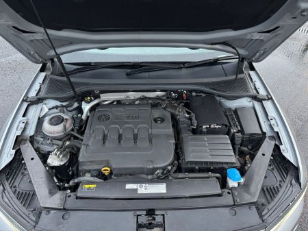 2018 Volkswagen Passat - thumbnail 9