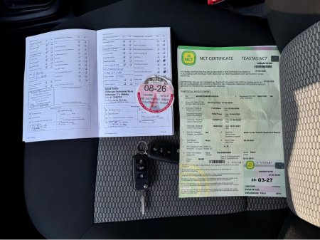 2010 Volkswagen Polo - thumbnail 17