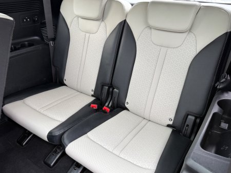 2021 Kia Sorento - thumbnail 26