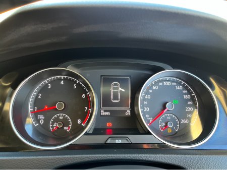 2016 Volkswagen Golf HIGHLINE AUTOMATIC 1.4 PETROL //KEYLESS ENTRY//REVERSE CAMERA//BLIND SPOT WARNING//ADAPTIVE CRUISE CONTROL// €15,950 thumbnail