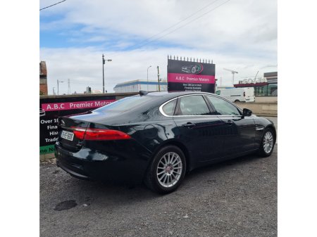 2016 Jaguar XF - thumbnail 13