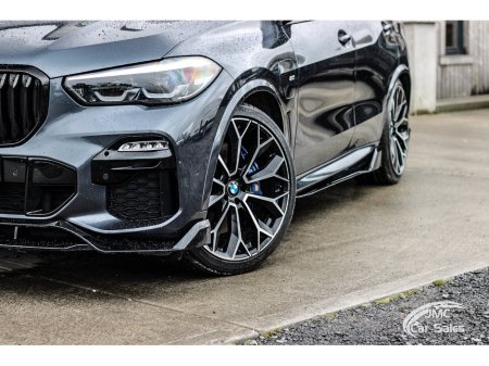 2021 BMW X5 - photo 2