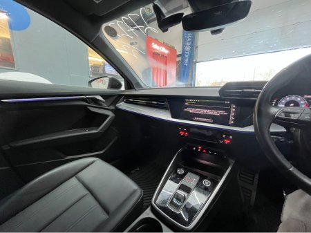 2023 Audi A3 2023 AUDI A3 SEDAN 30T ADVANCED 1.0 AUTOMATIC / CRUISE CONTROL / REVERSE CAMERA / ELECTRIC HEATED SEATS / PADDLE SHIFTERS / APPLE CARPLAY thumbnail