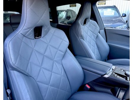 2025 BMW iX - thumbnail 8