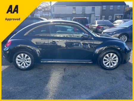 2013 Volkswagen Beetle - thumbnail 16