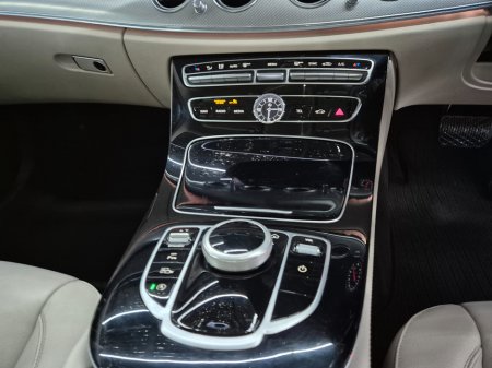 2018 Mercedes-Benz E Class - thumbnail 15