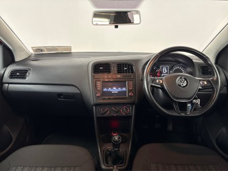 2017 Volkswagen Polo - thumbnail 14