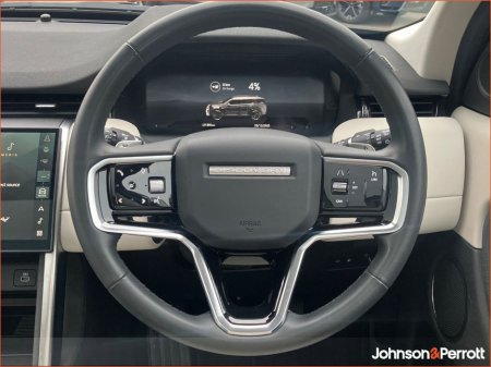 2025 Land Rover Discovery Sport 1.5 I3 PHEV 309 PS AWD S Auto (Land Rover Warranty until 2030) €69,900 thumbnail