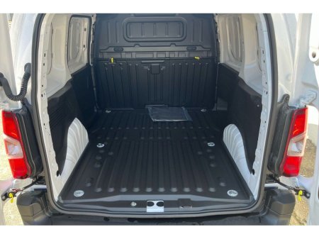 2024 Peugeot Partner - thumbnail 9