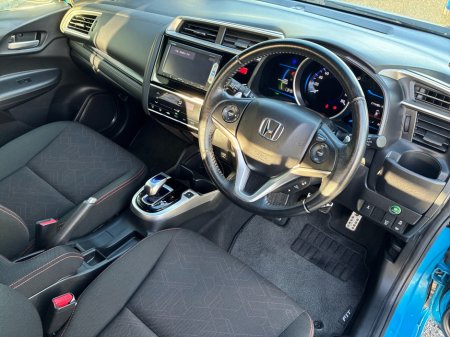 2015 Honda Fit 1.5L Petrol Hybrid Automatic thumbnail