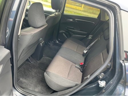 2016 Honda Fit - thumbnail 15