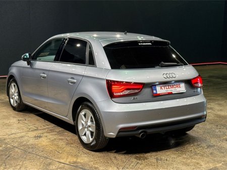 2018 Audi A1 - thumbnail 5