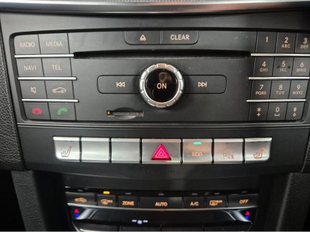 2015 Mercedes-Benz E Class - thumbnail 22