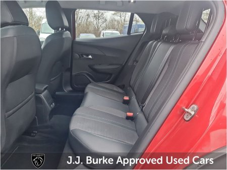 2022 Peugeot 2008 - thumbnail 10