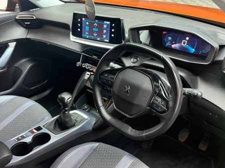 2021 Peugeot 2008 ALLURE 1.2 PURETECH 130 €16,990 thumbnail