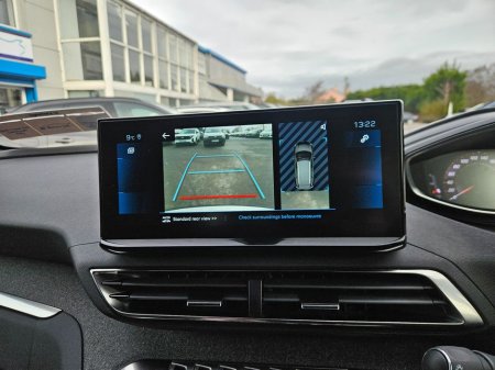 2023 Peugeot 5008 - thumbnail 16