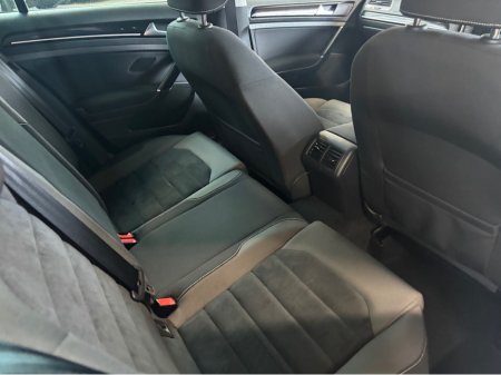 2017 Volkswagen Golf - thumbnail 5